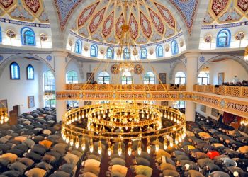 The Imamate in Western Europe: A Religious Service in a Secular-Liberal Context
